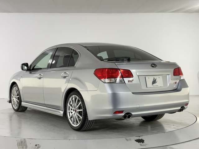 LEGACY B4