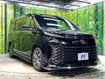 VOXY HYBRID