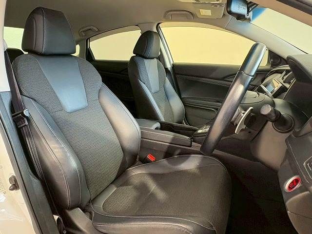 INSIGHT sedan