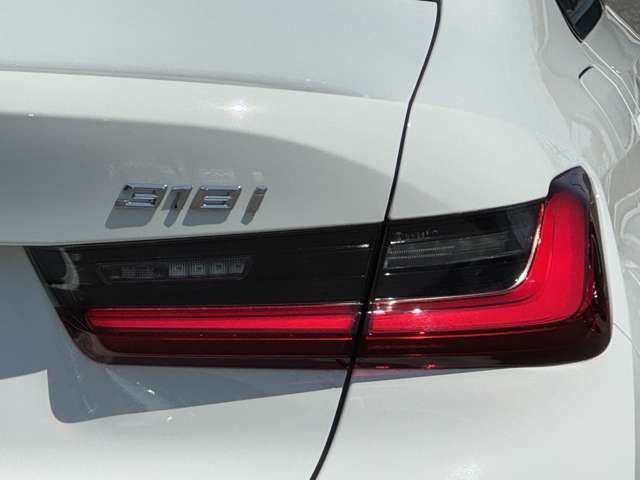 BMW 3 Series sedan