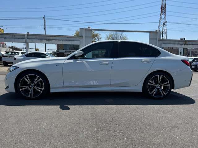 BMW 3 Series sedan