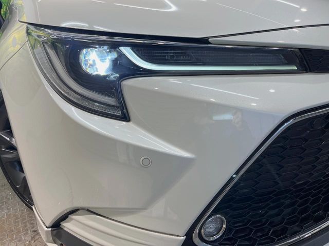 COROLLA sedan HYBRID