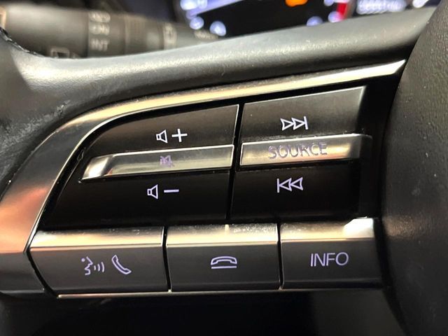 MAZDA3 FASTBACK