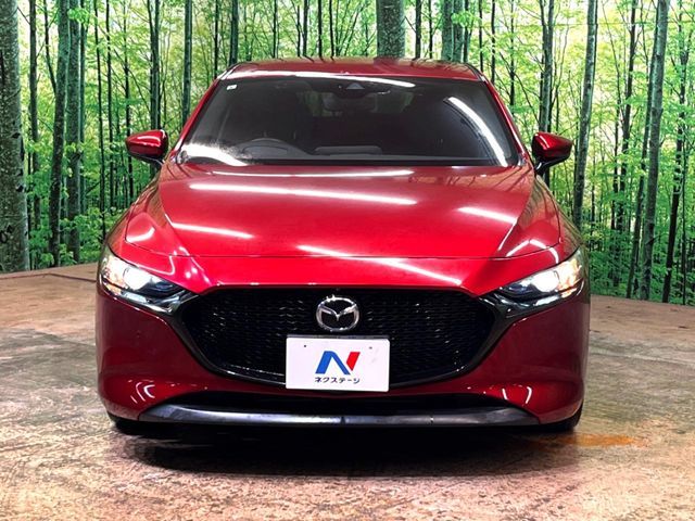 MAZDA3 FASTBACK