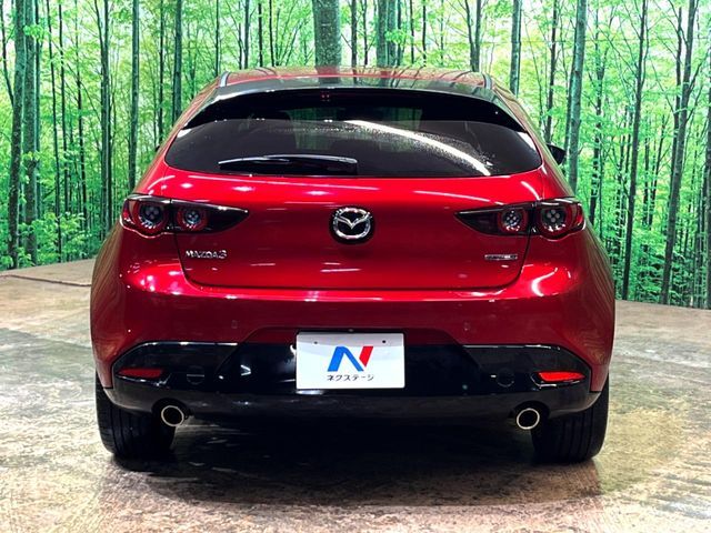 MAZDA3 FASTBACK