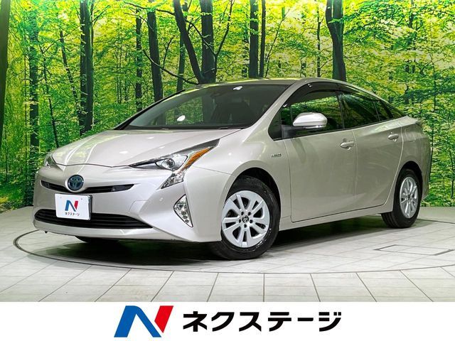 PRIUS 4WD
