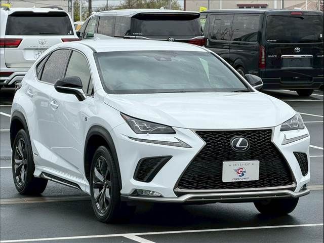 LEXUS NX300h