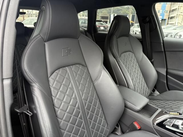 AUDI S4 AVANT
