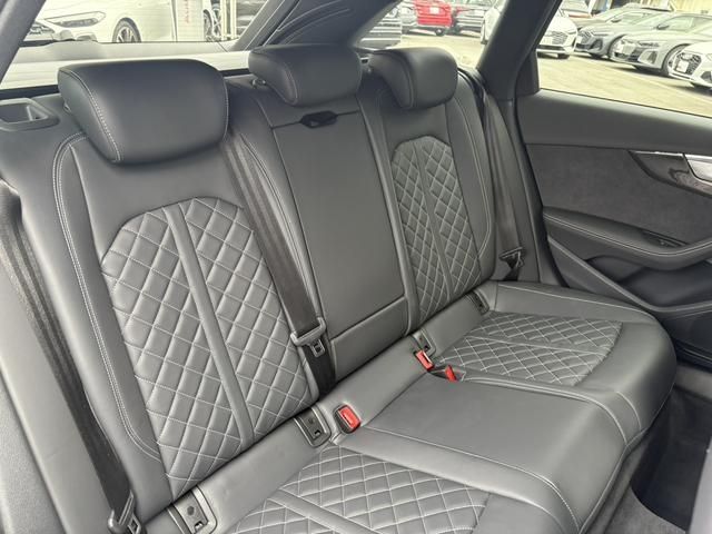 AUDI S4 AVANT