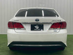 CROWN sedan hybrid