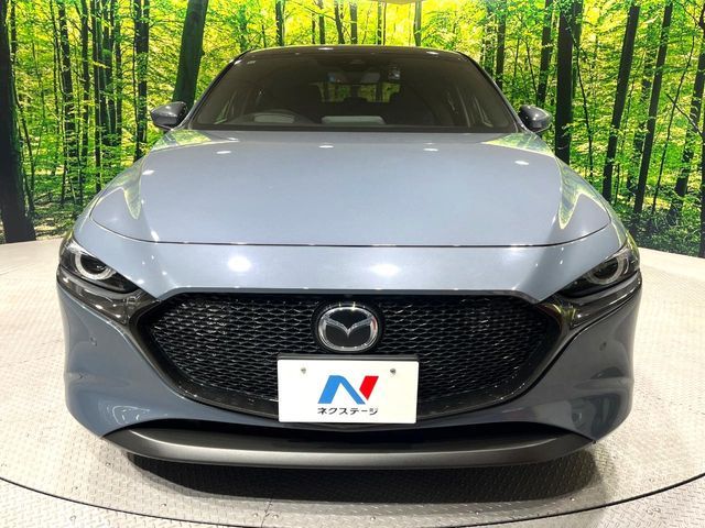 MAZDA3 FASTBACK
