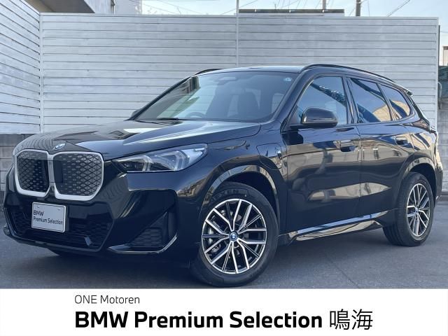 BMW iX1