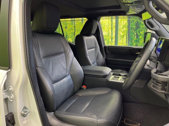 LANDCRUISER 250