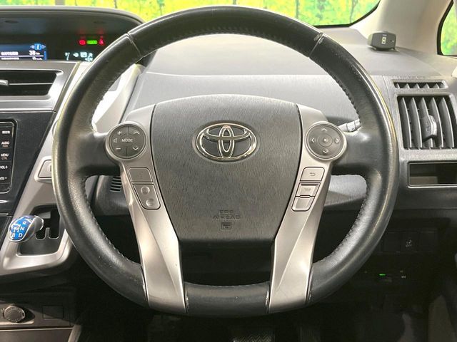 PRIUS Alpha