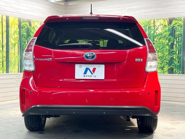 PRIUS Alpha