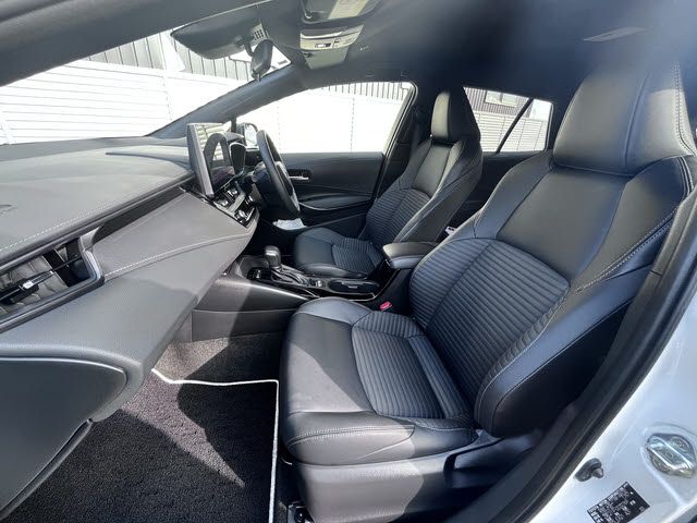 COROLLA TOURING HYBRID