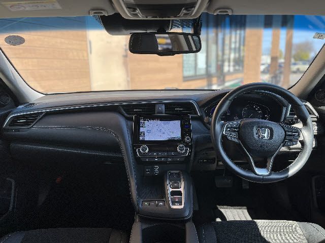 INSIGHT sedan