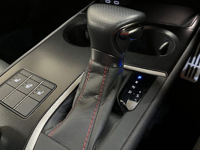 LEXUS UX250h