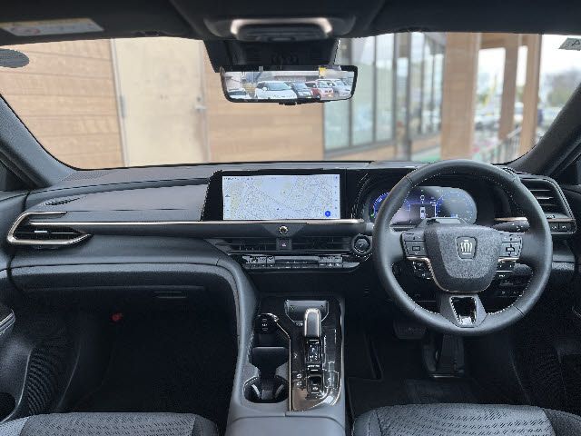 CROWN SPORT