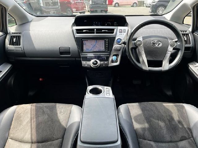 PRIUS Alpha
