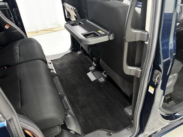 ROOMY