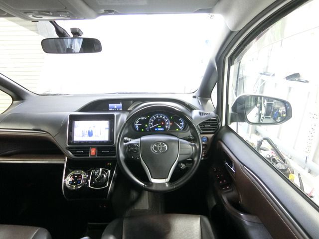 ESQUIRE HYBRID