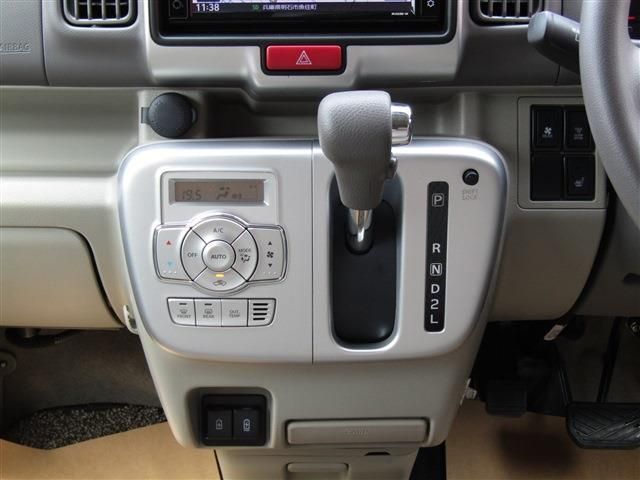 NV100 CLIPPER RIO