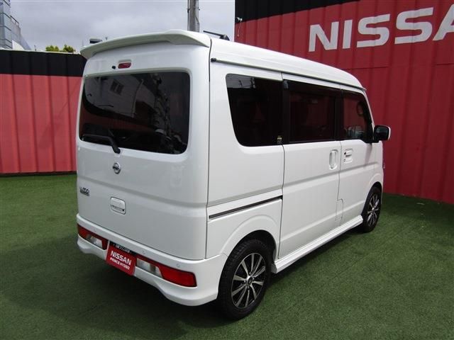 NV100 CLIPPER RIO