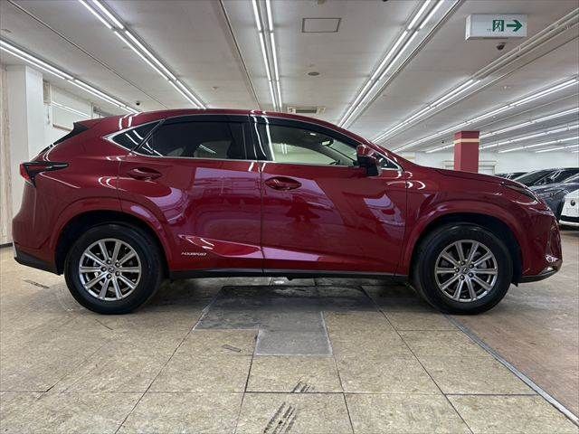 LEXUS NX300h