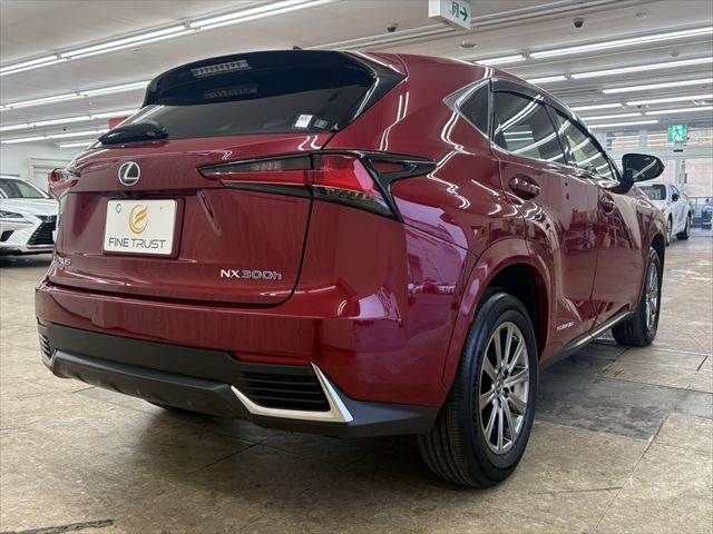 LEXUS NX300h