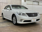 CROWN sedan