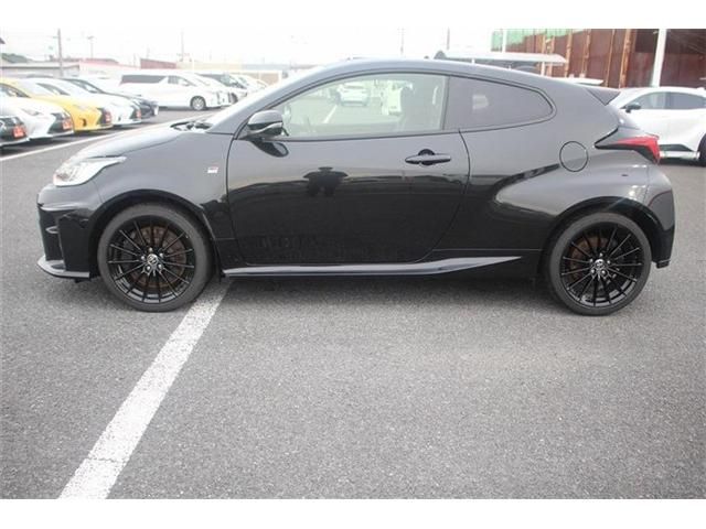 GR YARIS