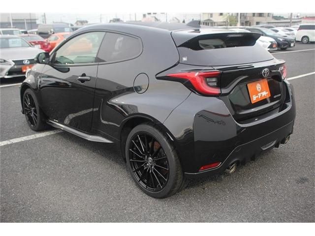GR YARIS
