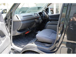 REGIUSACE 2WD van