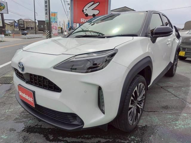 YARIS CROSS HYBRID