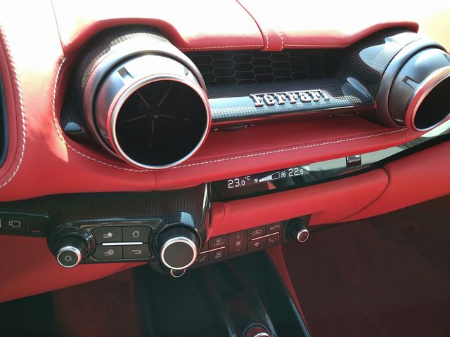 FERRARI 812 GTS