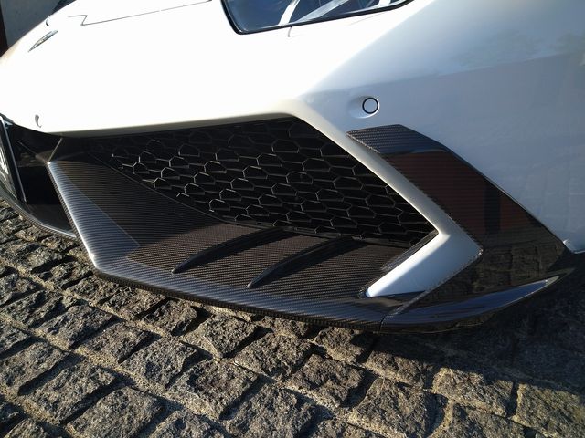 LAMBORGHINI HURACAN