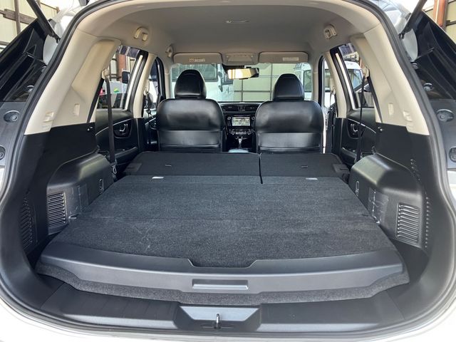 X-TRAIL HYBRID 4WD