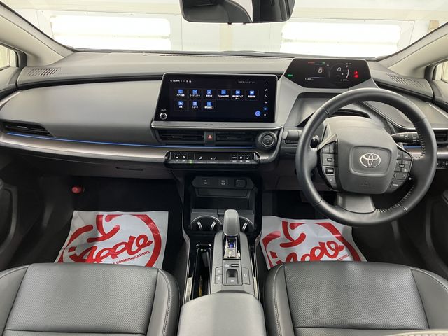 PRIUS 4WD