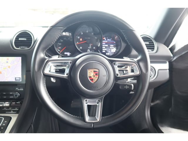 PORSCHE 718 CAYMAN