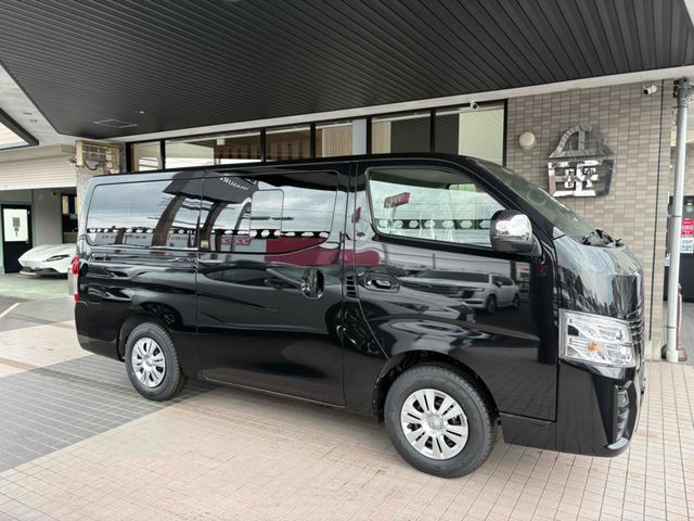 CARAVAN van 4WD