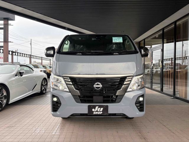 CARAVAN van 4WD