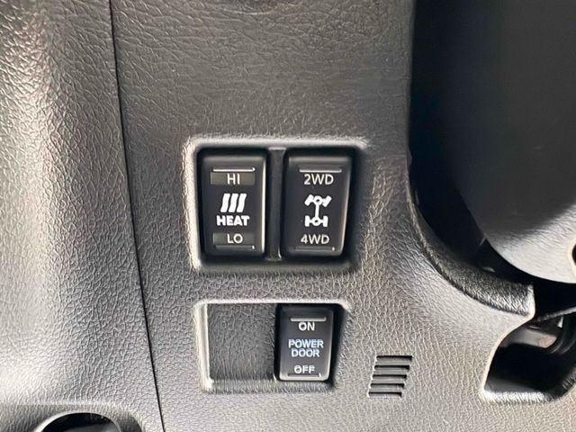 CARAVAN van 4WD