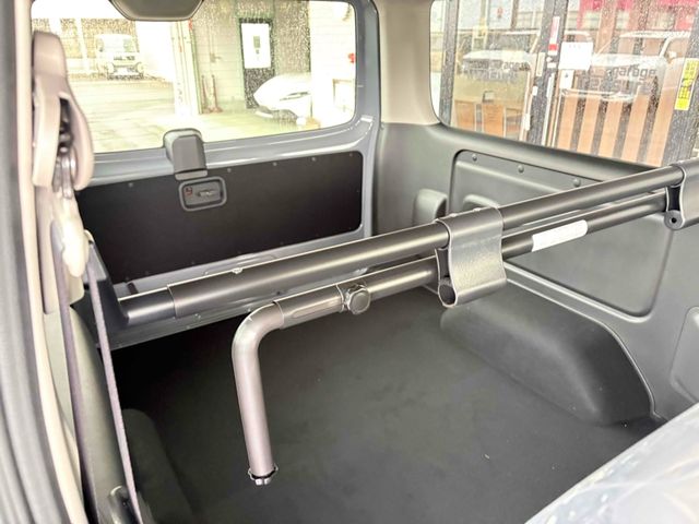 CARAVAN van 4WD