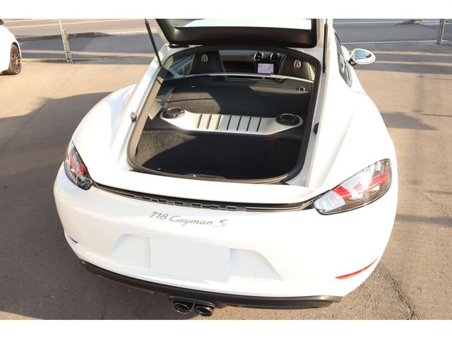PORSCHE 718CAYMAN S