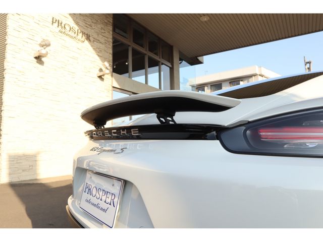 PORSCHE 718CAYMAN S