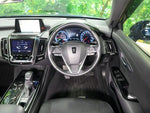 CROWN sedan hybrid