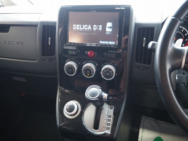 DELICA D:5 4WD