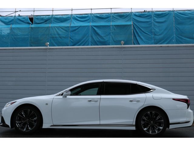 LEXUS LS500