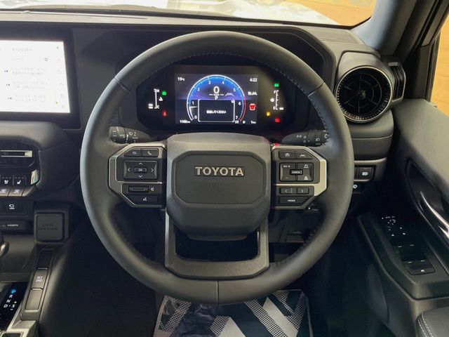 LANDCRUISER 250